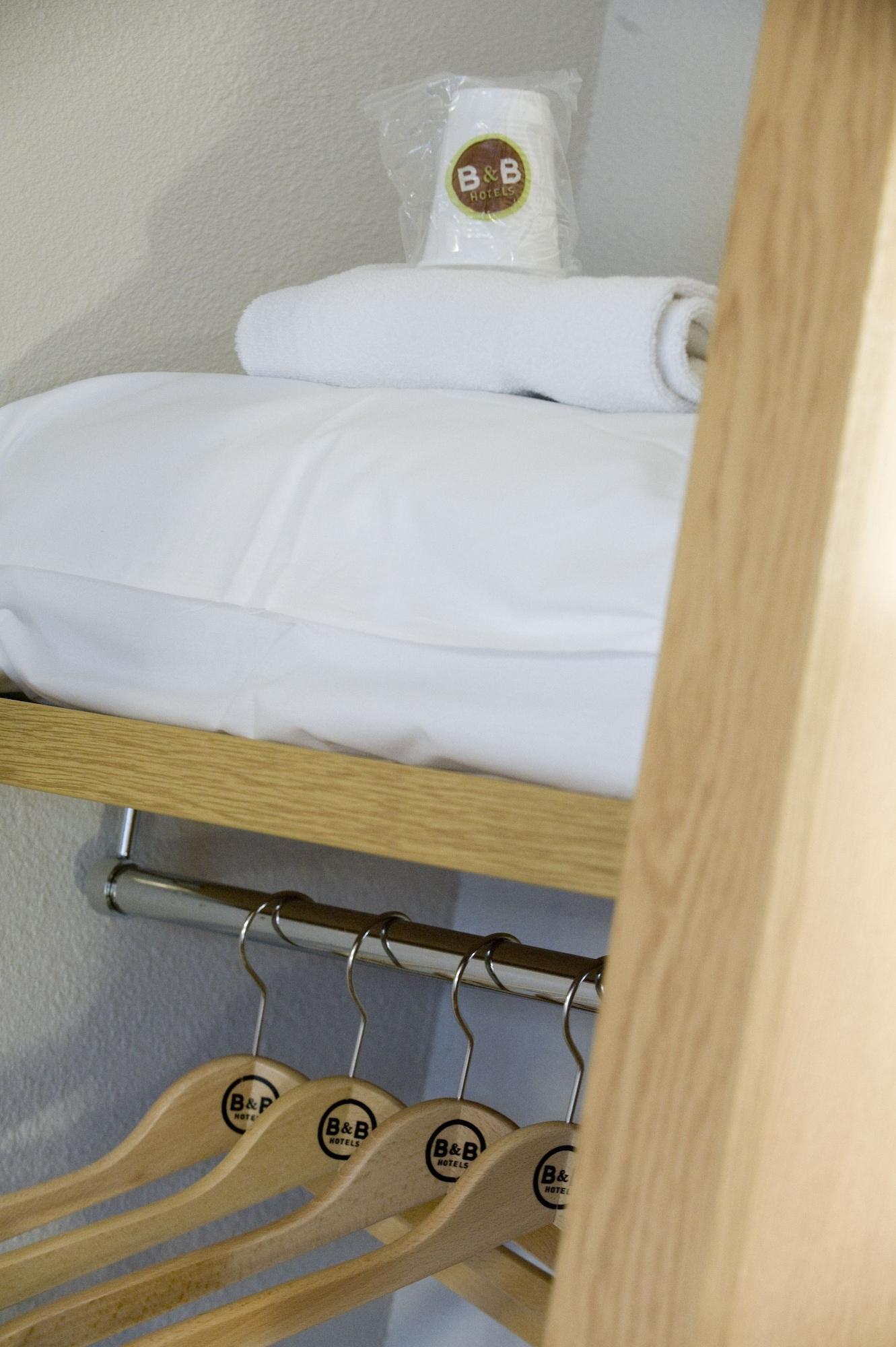 B&B Hotel Lorient Caudan Екстер'єр фото