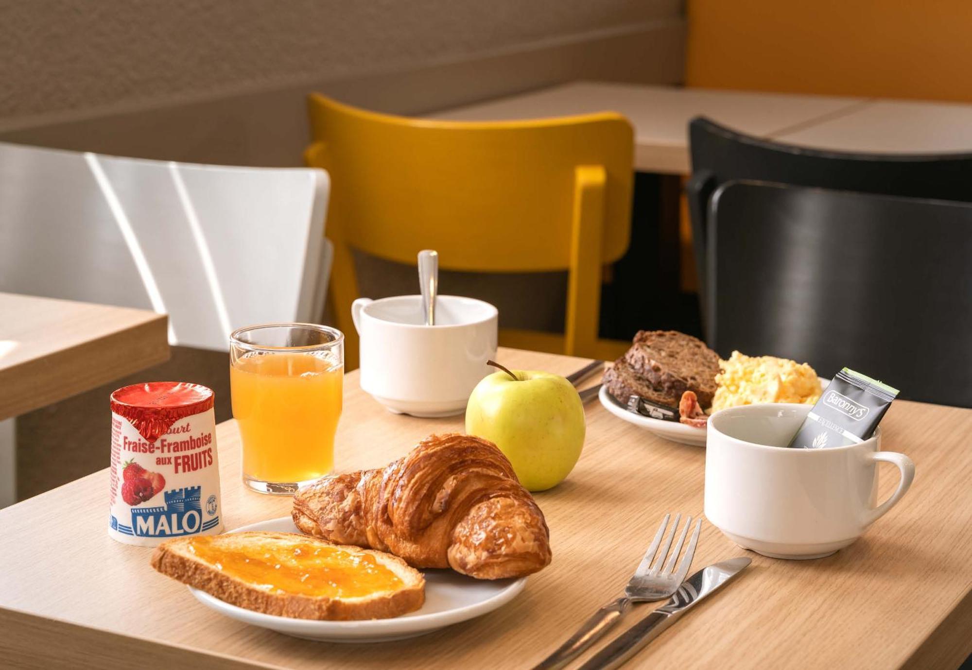 B&B Hotel Lorient Caudan Екстер'єр фото