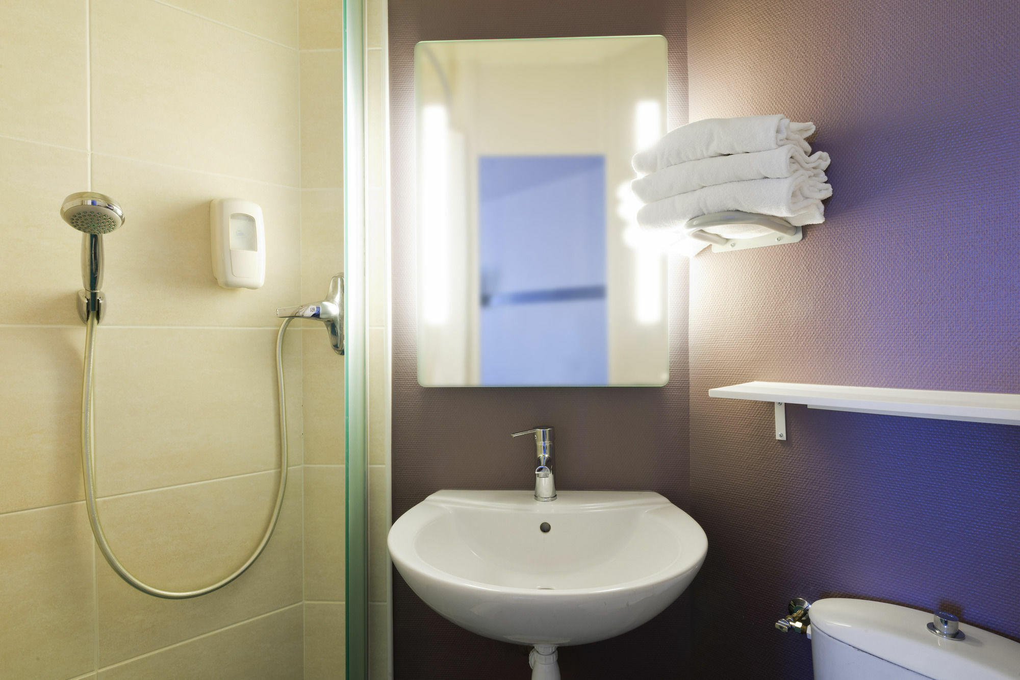 B&B Hotel Lorient Caudan Екстер'єр фото