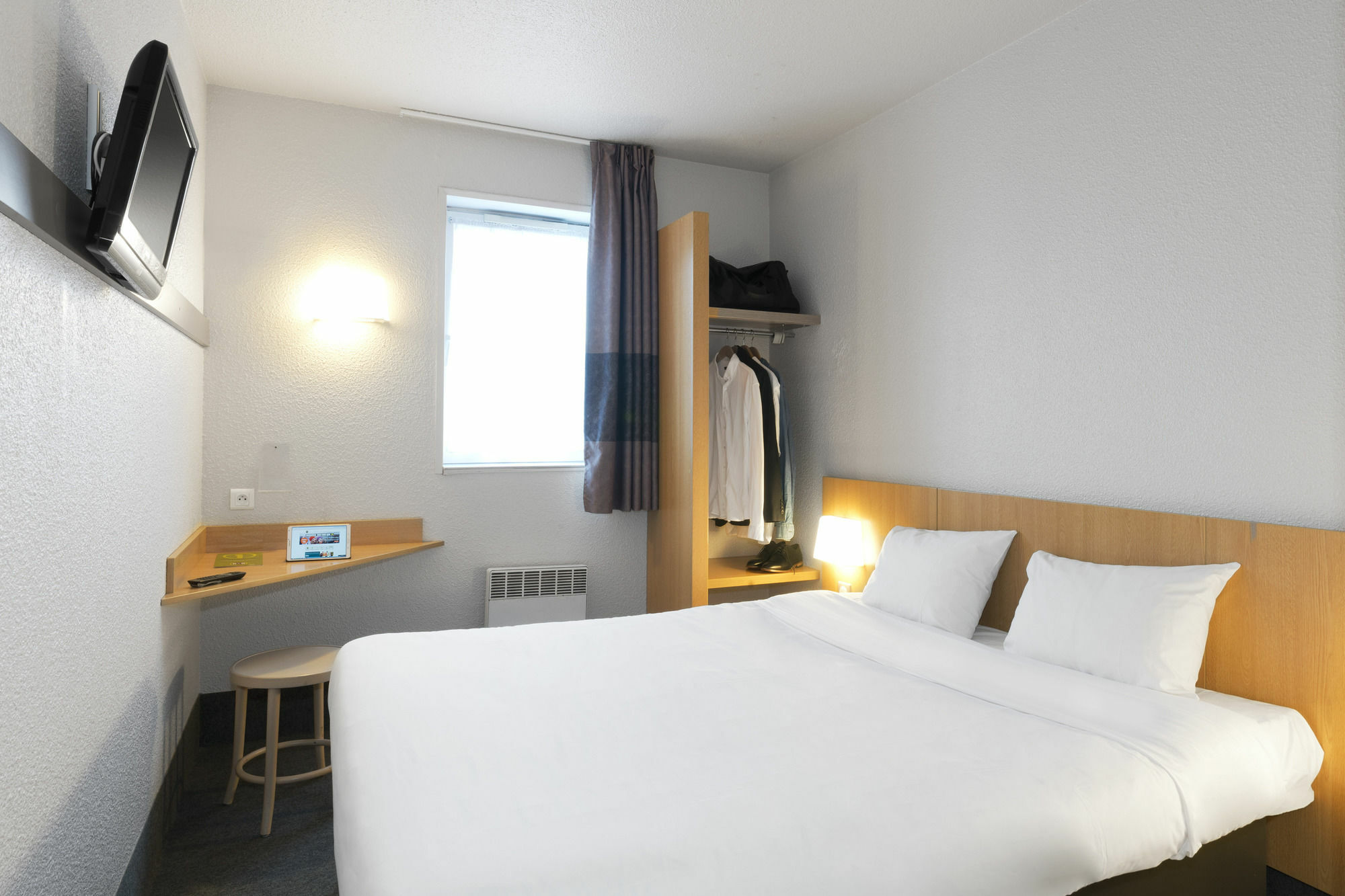 B&B Hotel Lorient Caudan Екстер'єр фото