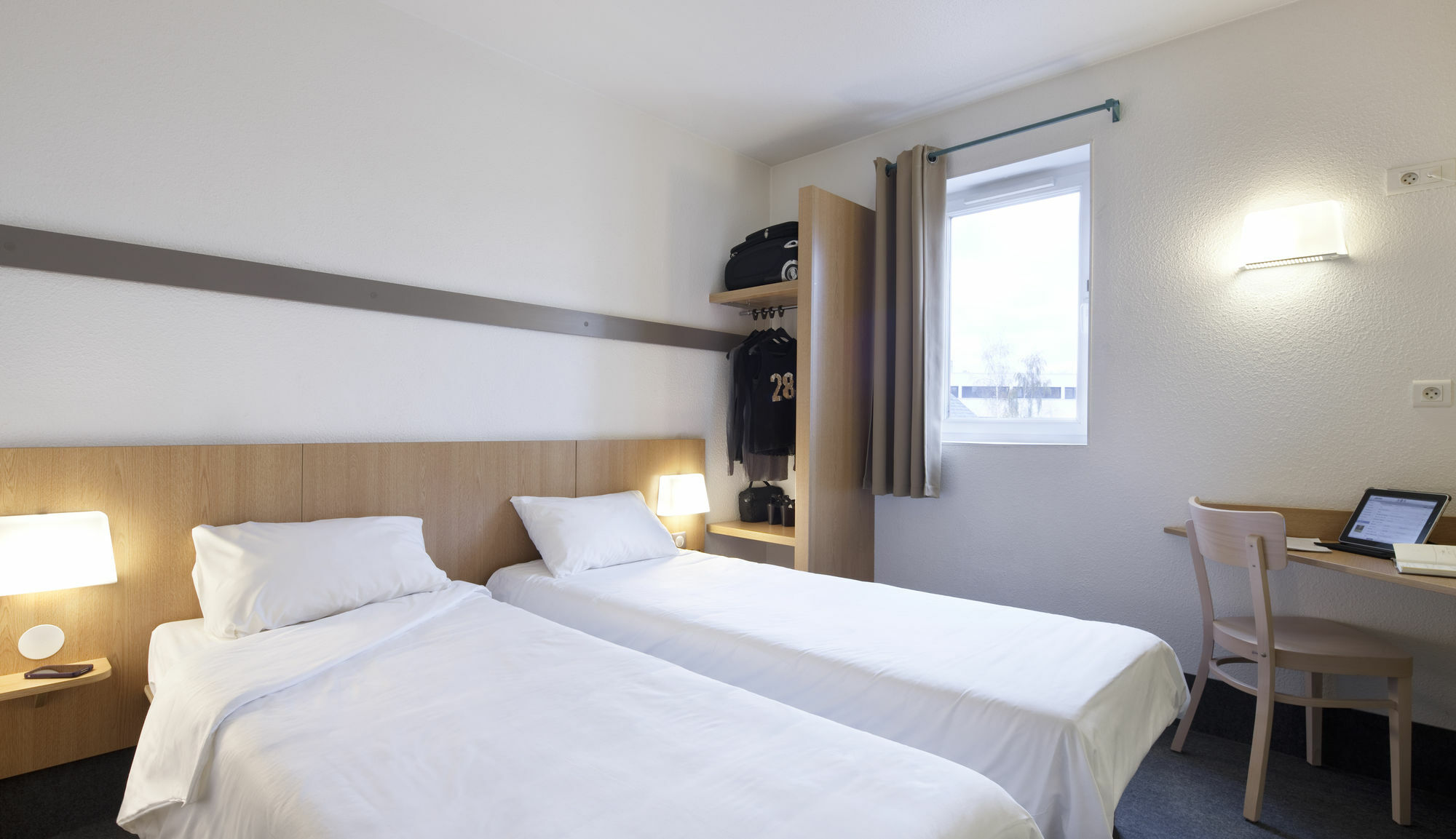 B&B Hotel Lorient Caudan Екстер'єр фото